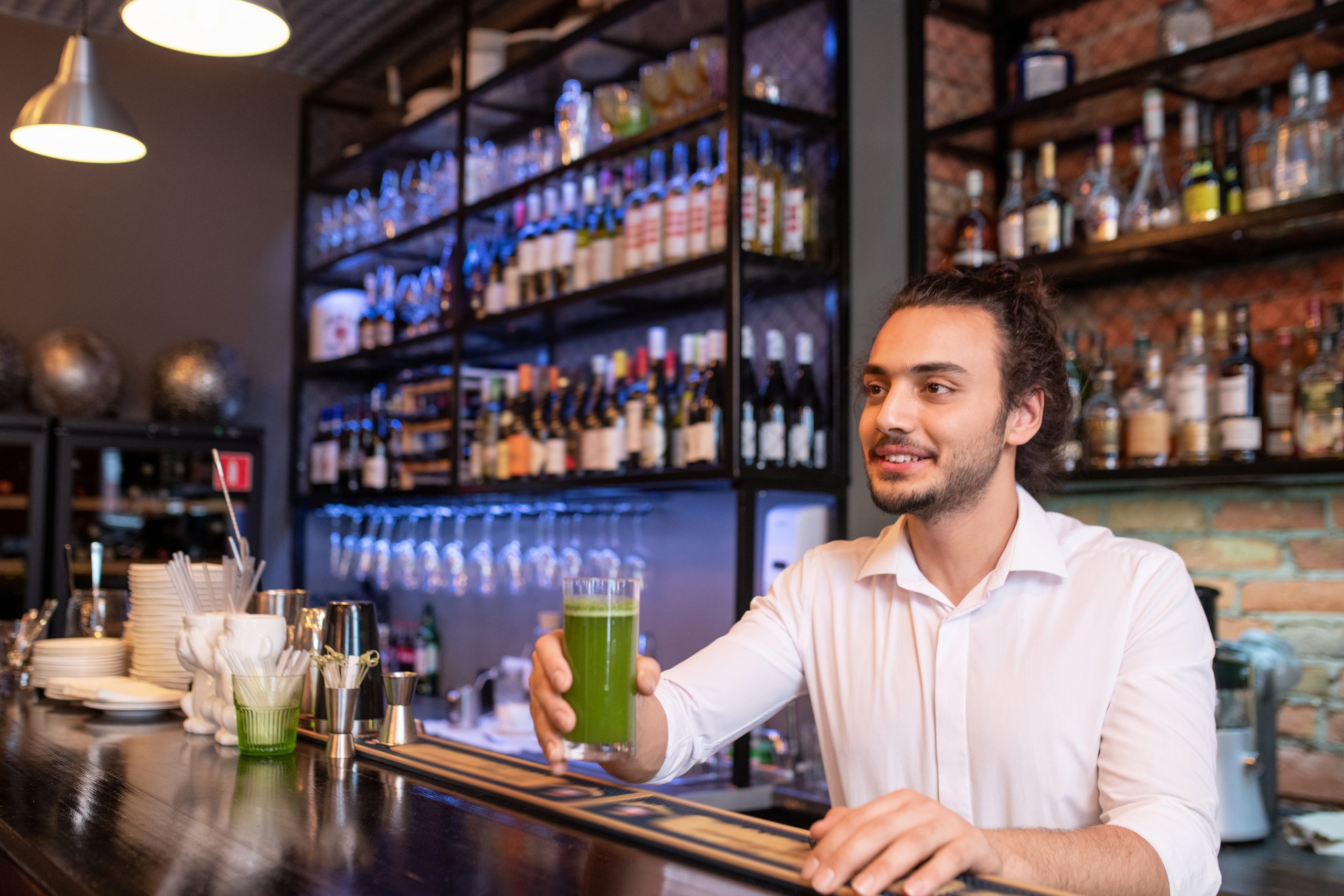 Halal and Happy Hour: Why Alcohol-Free Cafés Are Gaining Popularity?