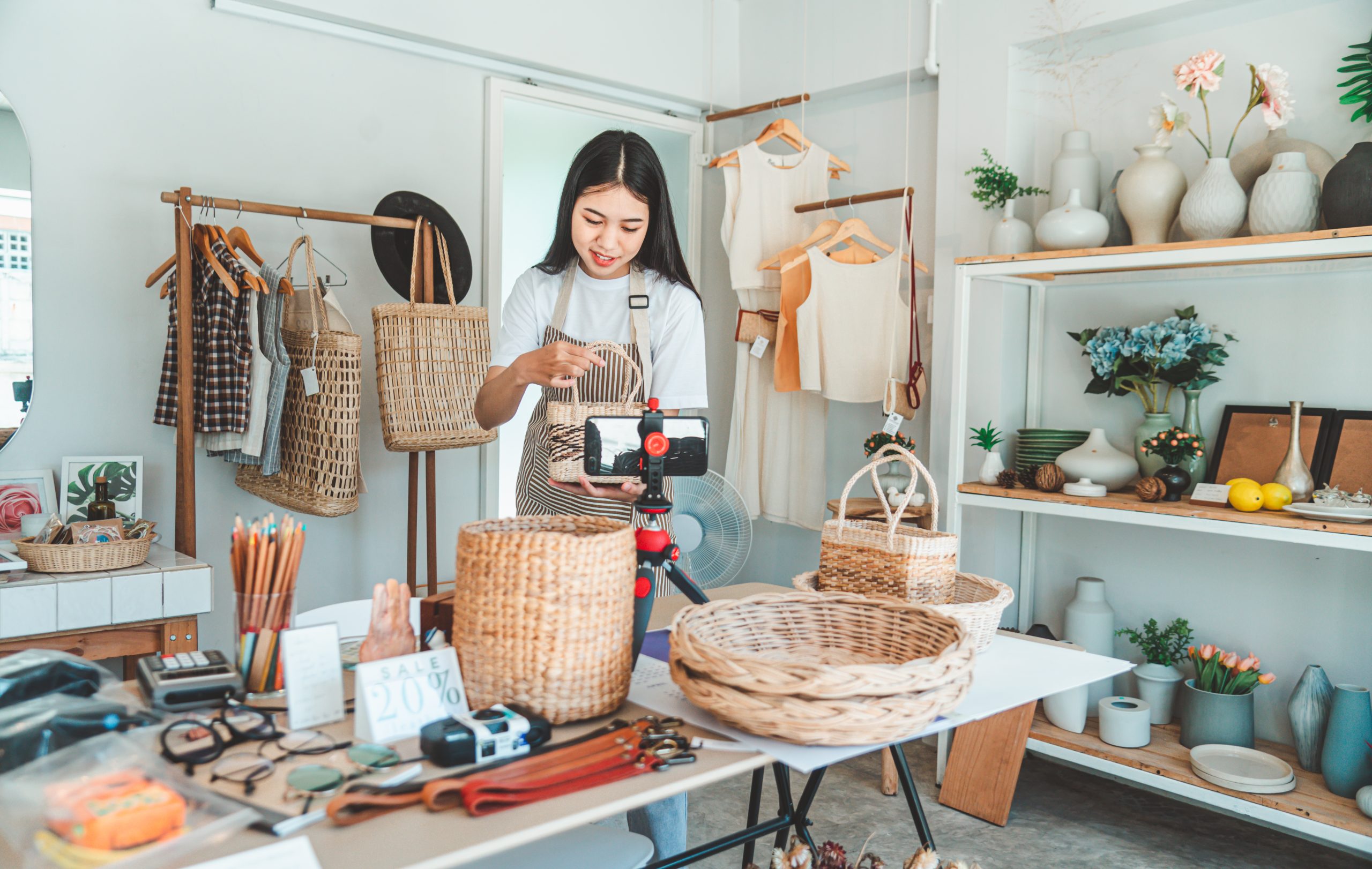 Boutique Bliss: Unique Local Shops and Artisan Markets You’ll Love: