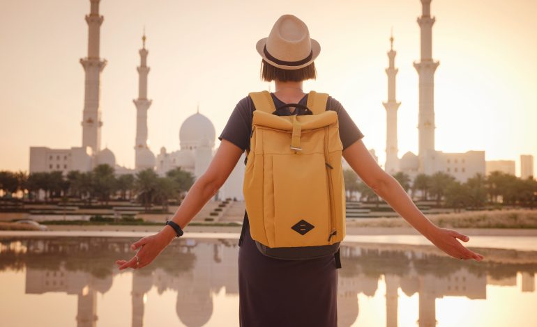 Prayer Breaks and Perfect Brews: A Muslim Traveler’s Guide to Coffee Shops Near Mosques: